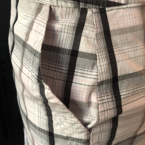 Izod Gray White Pink Plaid Tennis Golf Skort size 8 - Picture 5 of 13